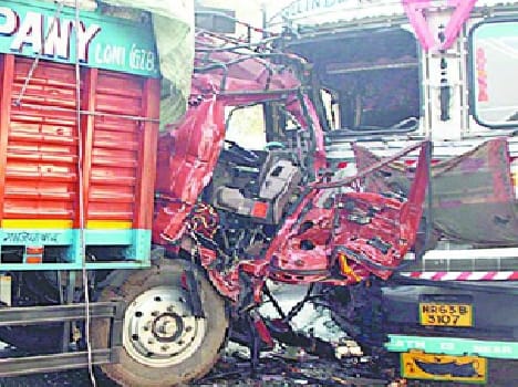 Canter truck collision, one dead