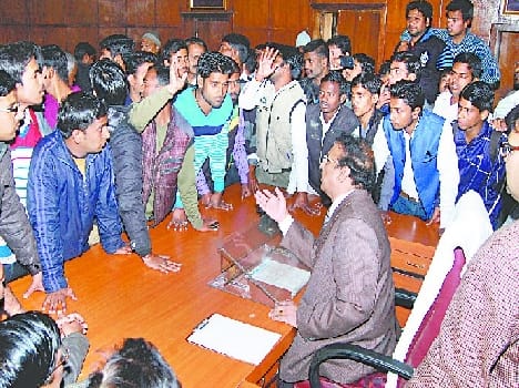 Bareilly enrolled in college to cancel protest