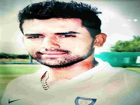 Agra' s Deepak shine in IPL