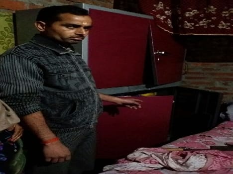 theft in two houses