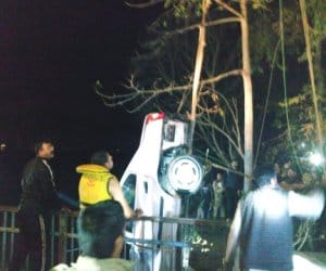 car sank in gangnahar, five died.