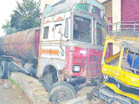 Durgtnaaon killed two , injured nine people