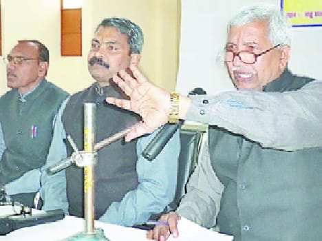Supervisor completed prospective helmsman