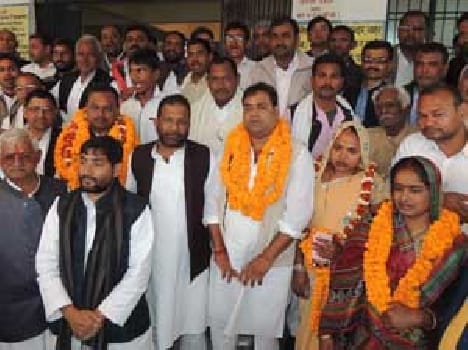 Four blocks were uncontested chief , arrived two elected