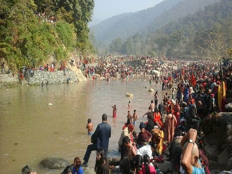 New Moon was a splash of bath Somwati charity