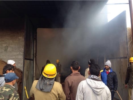 fire breaks out in factory at una himachal pradesh.