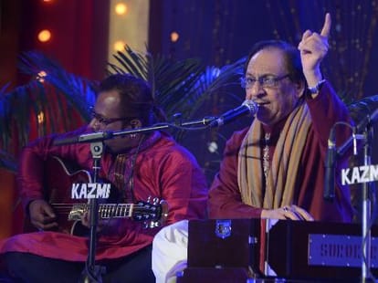 Gulam Ali in Lucknow mahotsav.