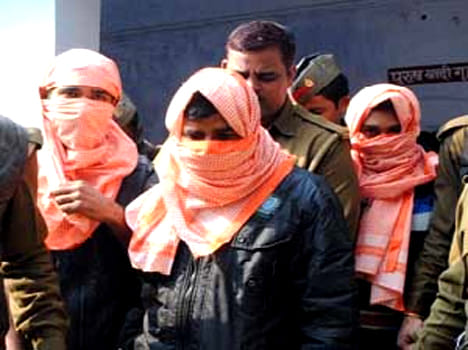 killers going to murder caught wearing police uniform
