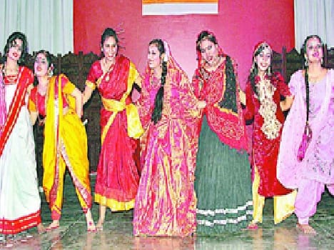 The students in the program was a colorful bang