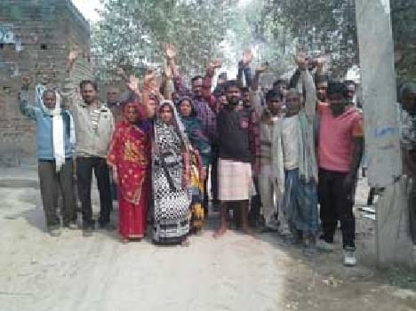 People agitation for pole 