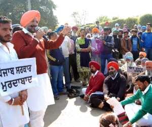 village matore people protest against nagar nigam mohali