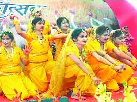 Gonda festival started with goodwill rally and variety show 