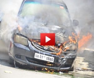 car burn in dehradun, see video.