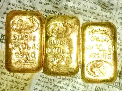 gold worth rupee 28 lakh looted at jewellery shop shimla.