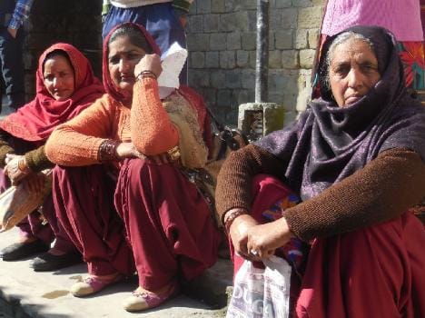 no doctors in badsar hospital at hamirpur.