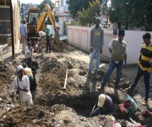 water pipe line and sewerage line in dun.