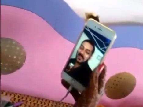 Salman Khan talking with family on the mobile