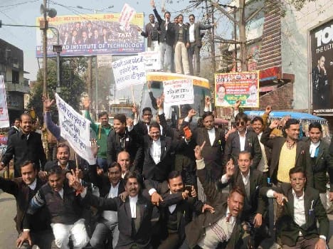 advocates protest for HC bench in western UP