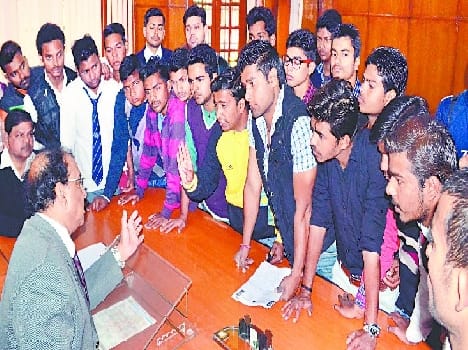District administration will investigate bogus admissions