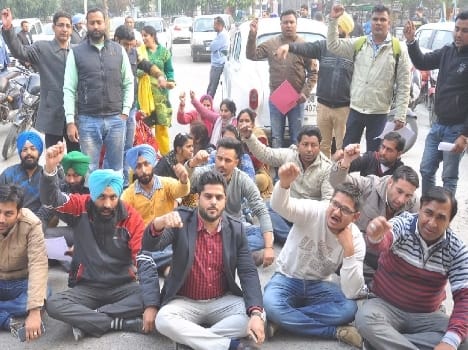 Non-teaching staff strike