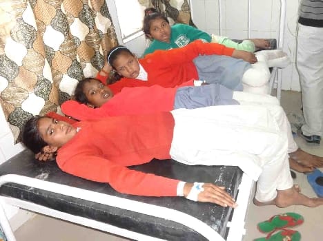 19 children felt ill after taking pill for deworming during national compaign.