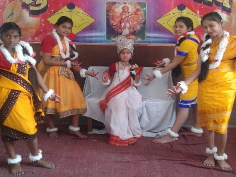 Muse celebrated Mother 's Day in educational institutions Prakty