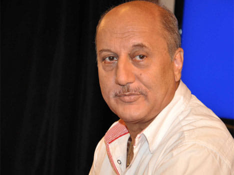 anupam kher can get invitation from pakistan