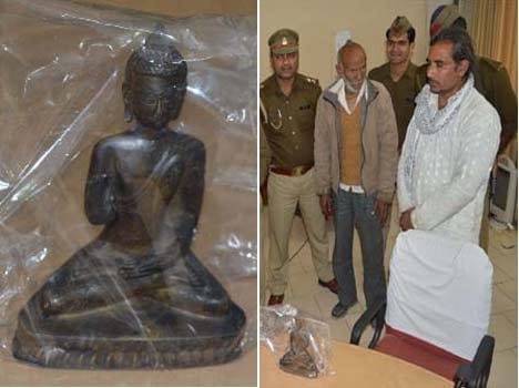 2 Smugglers held while trying to sell 5cr Buddha statue