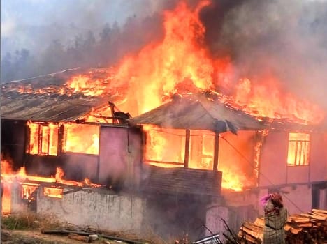 house gutted in fire in badhali near kullu.