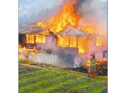 house gutted in fire in badhali near kullu.