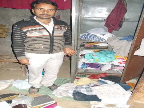 Puwayan two homes robbed , looted property of four million