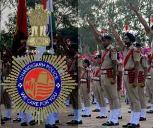 Amazing, 2.40 lakh applications for 520 post of constable