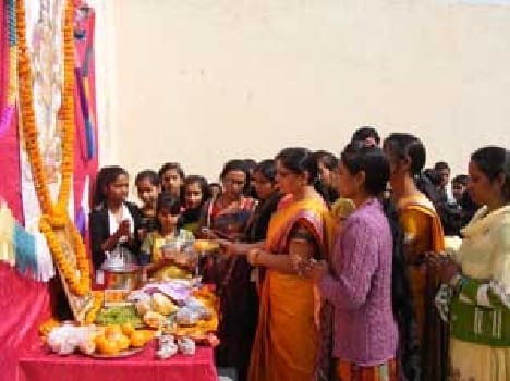 Goddess Saraswati is worshiped on Vasant Panchami