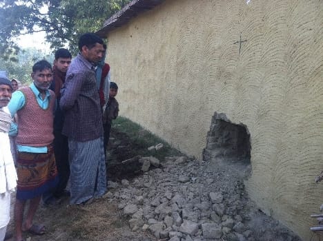 villagers caught the thief 