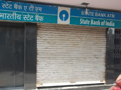 Connectivity failure were closed bank