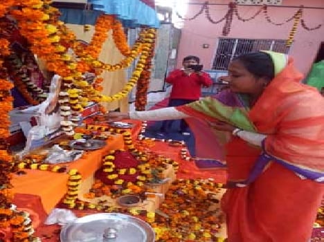 Autumn Festival is the boom , were worshiped Minerva