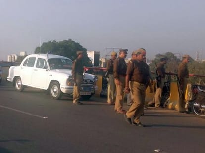 Big loot in lucknow.