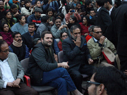 congress member join BJP after rahul statement on JNU dispute.