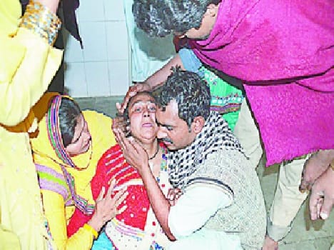 Five family members poisoned