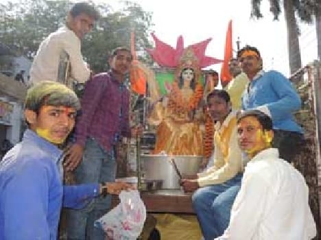 The second day was also worshiped Vinawadini