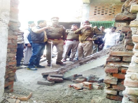 Mswanpur two communities clashed stress