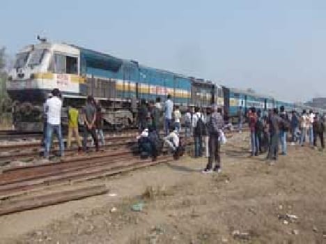 engine failure of sadbhawana express