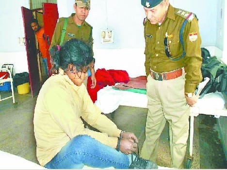 Nepali woman robbed