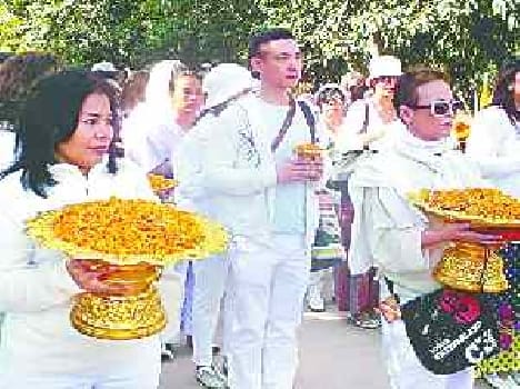 devotees worshiped goddess Budha