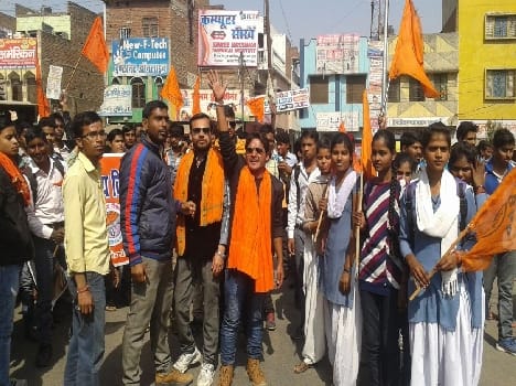 Three way encompass at Tehsil, memorandum