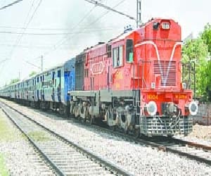 dehradun vikasnagar saharanpur railway track.