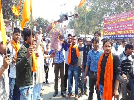 Bajrang Dal burned effigies of Gandhi