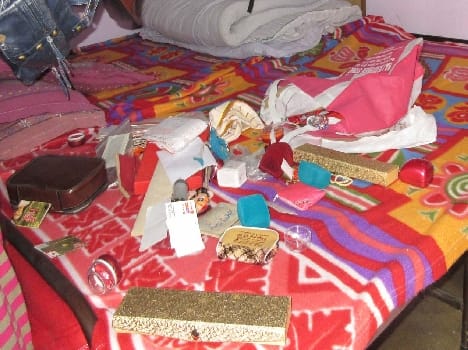 Teacher of the goods stolen from the house in broad daylight half million