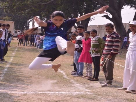 Sanjeev and triumphant shivangi three thousand meter race
