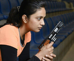 shweta of mathura won gold medal